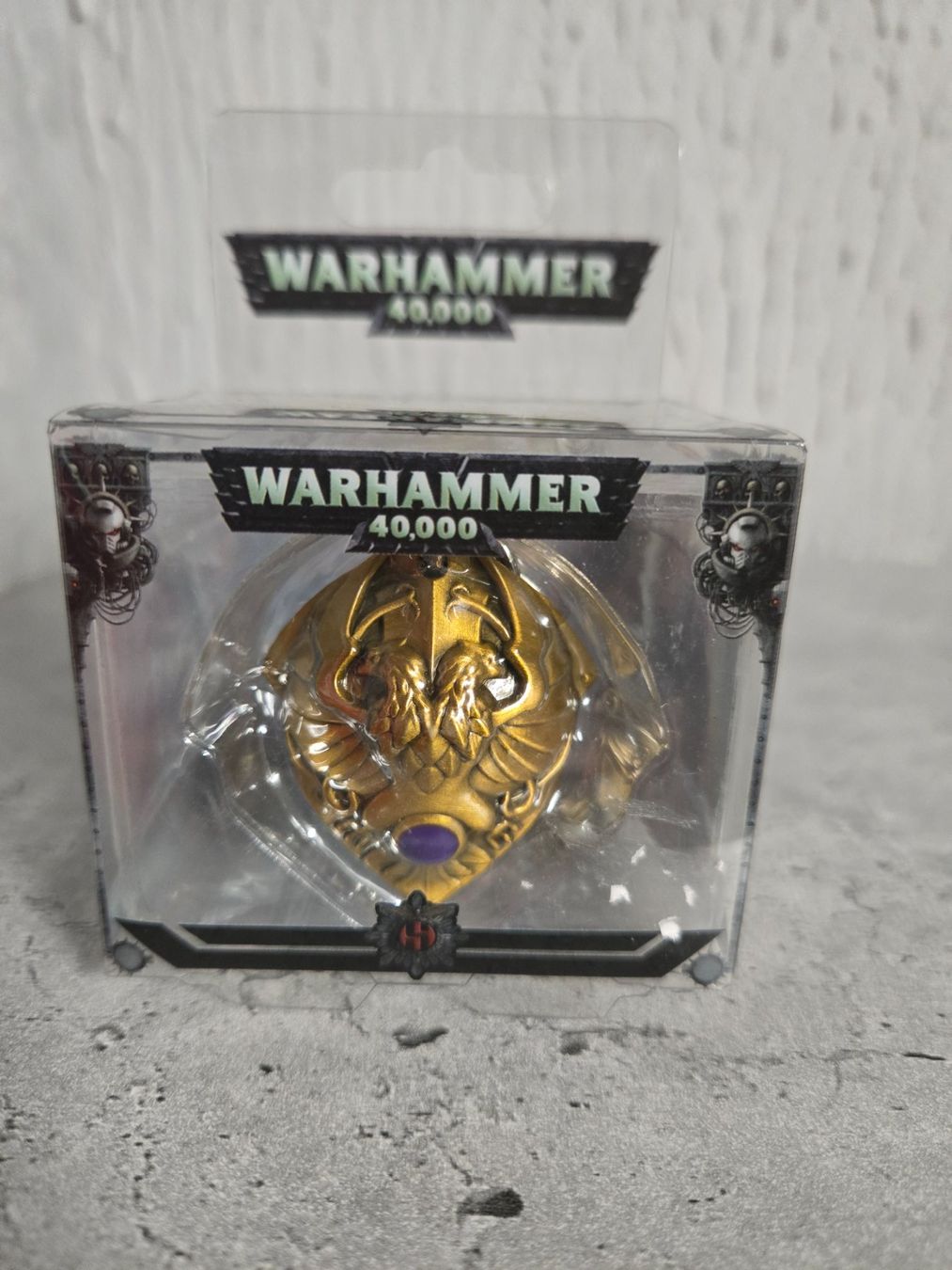 Schlüsselanhänger & - bänder: Porte- clé Warhammer 40k custodian shoulder plate – Neu und originalverpackt aus Bévilard von CONTRESENS