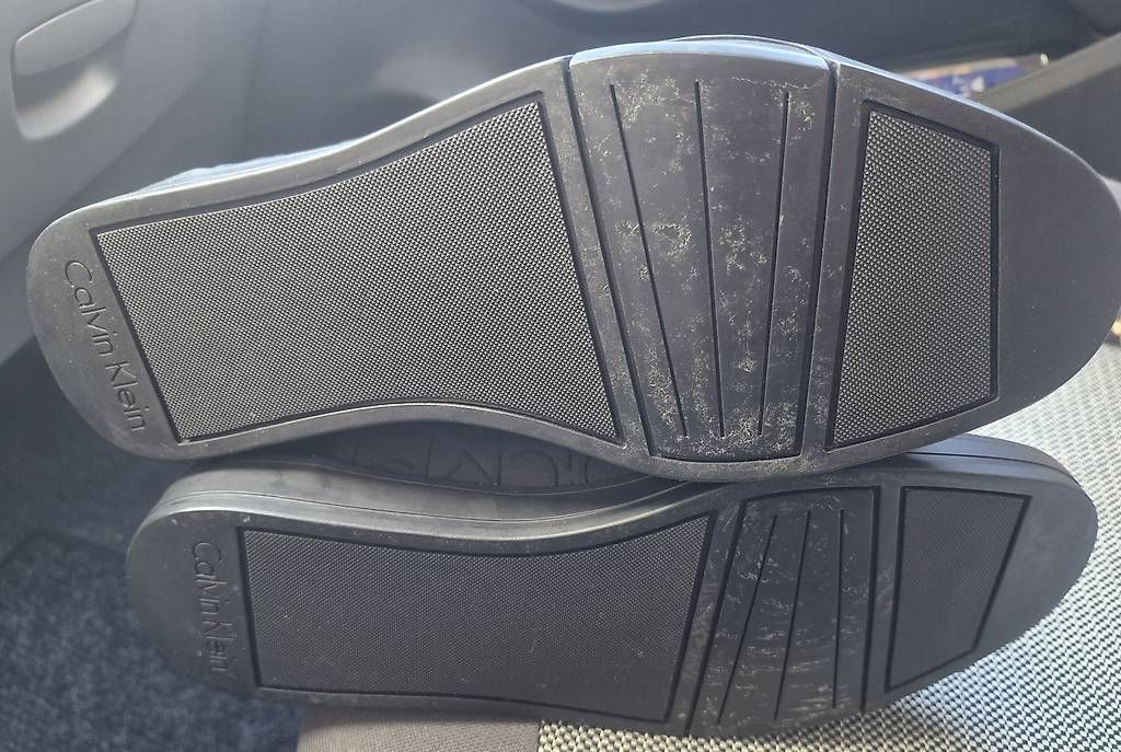 Damenschuhe: Calvin Klein 41 – Gebraucht aus Basel von cristofer 2