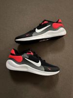 Nike Training Schuhe 37.5 Neu!
