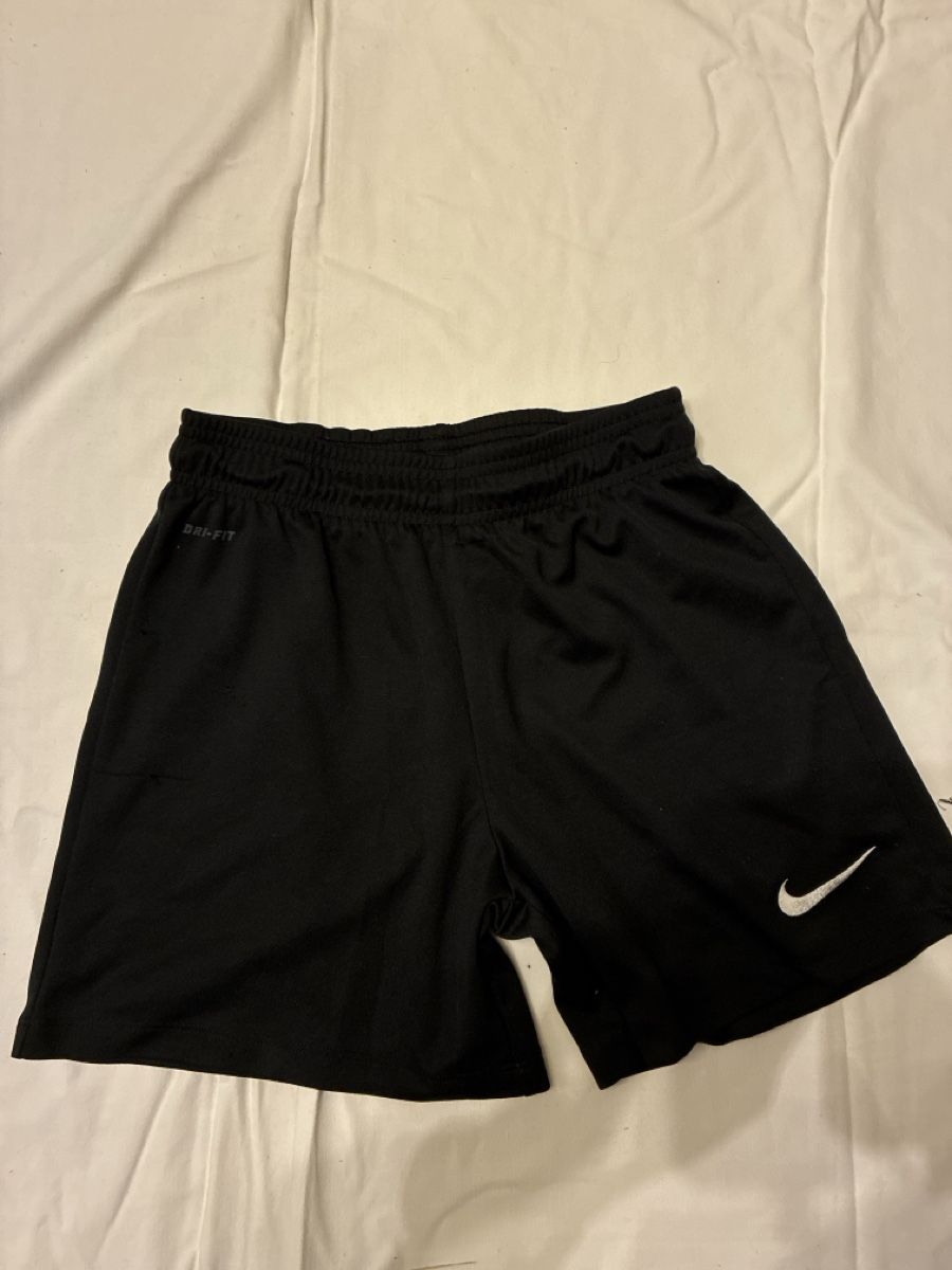 Pantaloni: Hose Kinder Nike Dri-Fit – Usato da Zürich venduto da leo_mdw7