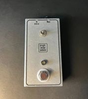 Momentary Footswitch mit Latching LED (custom)