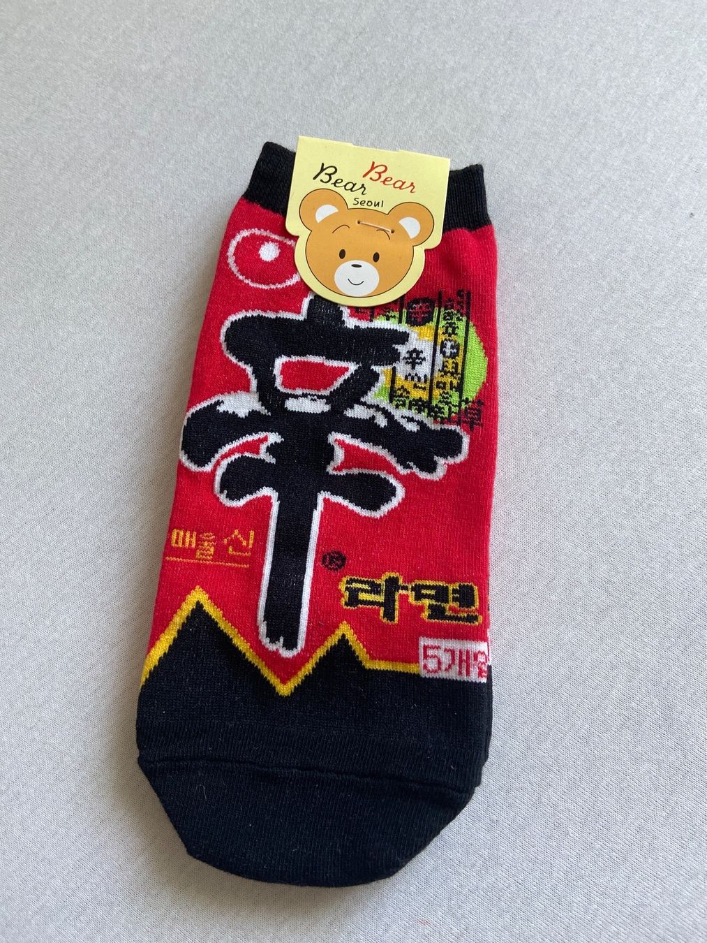 Calze: Shin Ramyeon Socken (kurz) – Nuovo (secondo la descrizione) da Luzern venduto da 2ndchances
