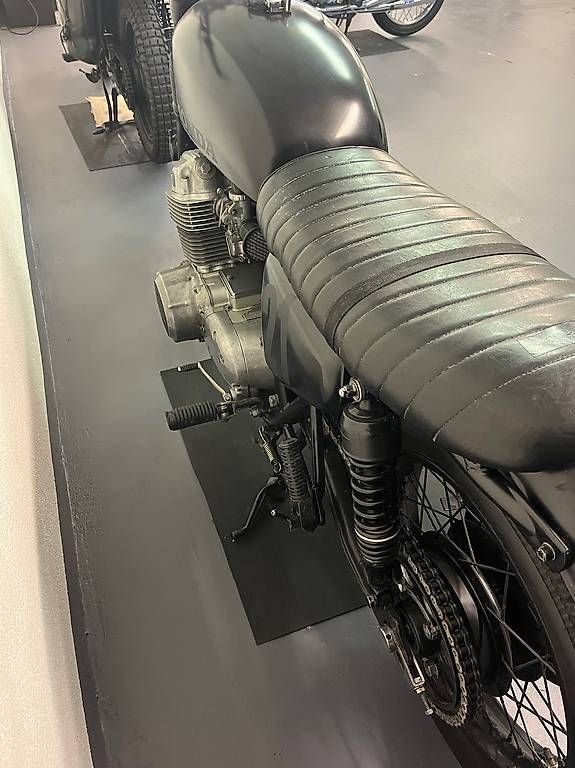 Strada: Honda CB 750 F – Usato da Hausen am Albis venduto da riviera64 1