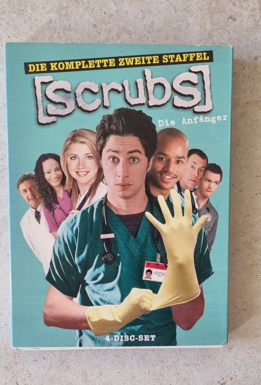 Tutti i DVDs: Scrubs - Die Anfänger - 2. Staffel – Usato da Champlan venduto da acr_kkd5