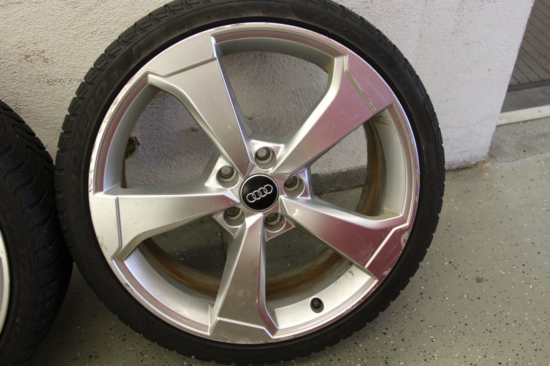 Audi Pneus & Roues: Original Audi RS3 Winterräder – D'occasion à Schwarzenbach BE par hirschiautohandel 6