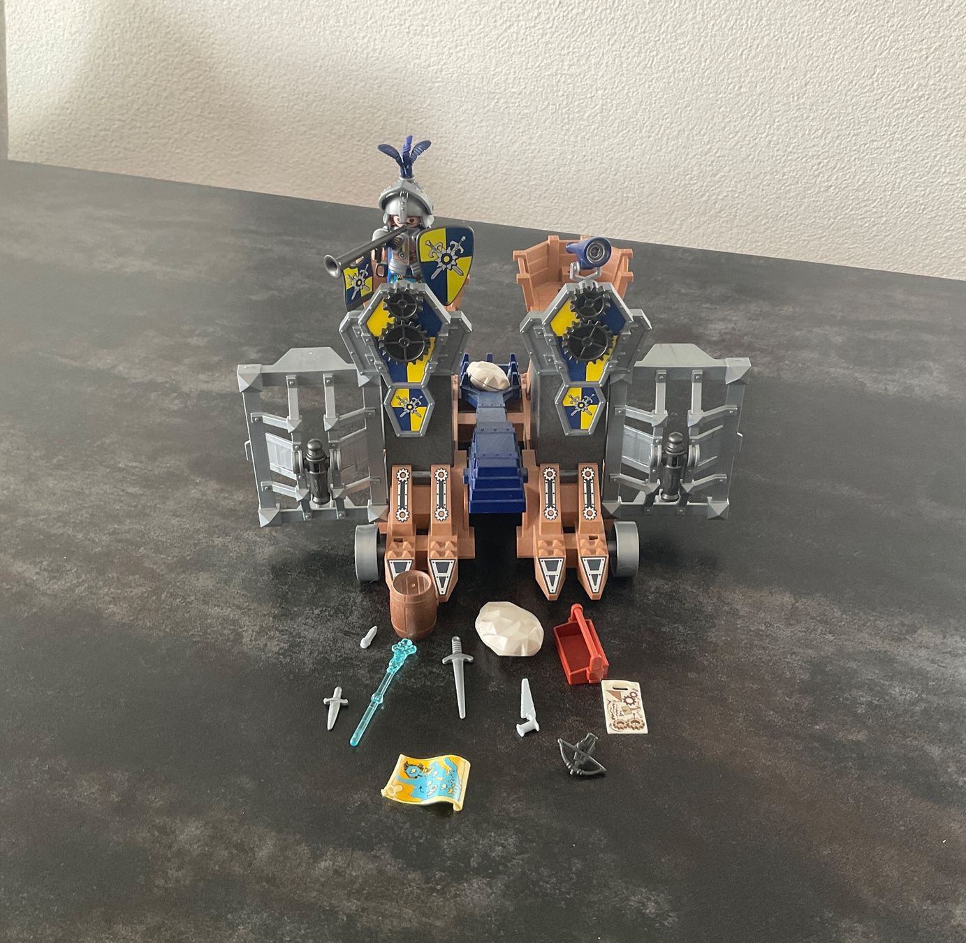 Playmobil Giocattoli: Playmobil Novelmore Mobile Katapultfestung – Usato da Rotkreuz venduto da Dude71 1