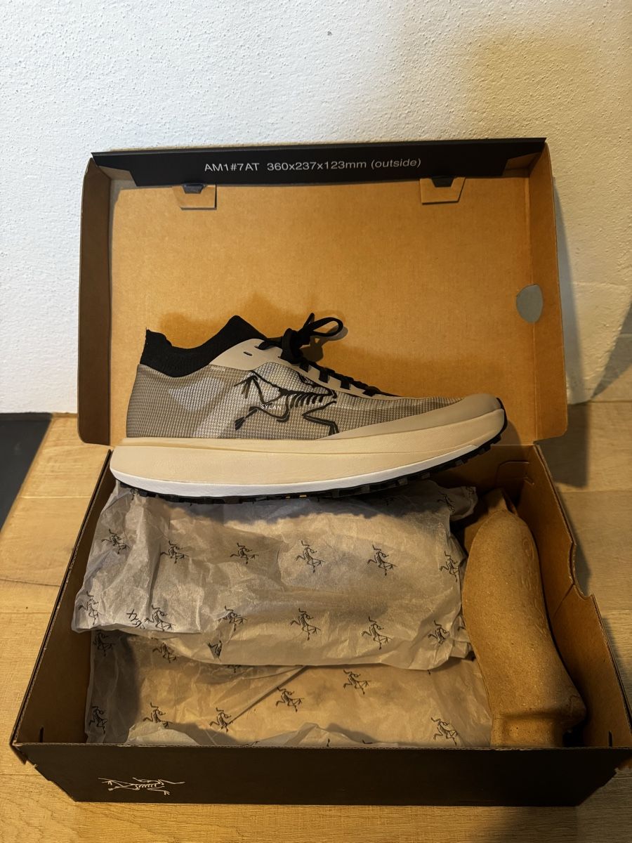 Arcteryx Scarpe da uomo: arcteryx sylan 42.5 – Nuovo e nell'imballaggio originale da Winterthur venduto da ditt 1