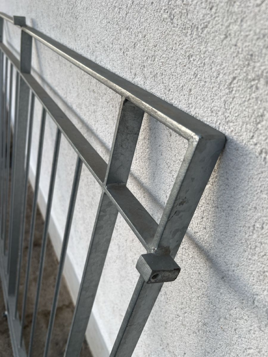 Gitter & Roste: Fenster Sicherheitsgitter verzinkt – Gebraucht aus Magden von Figetto1 1