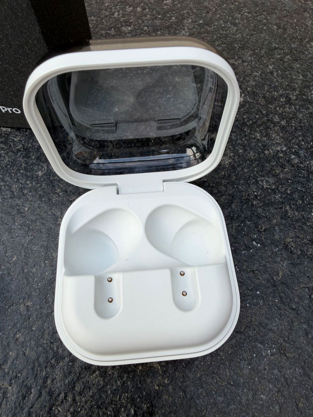 Samsung Cuffie: Samsung Galaxy Buds4 Pro – Usato da Rafz venduto da Dbuerge 2