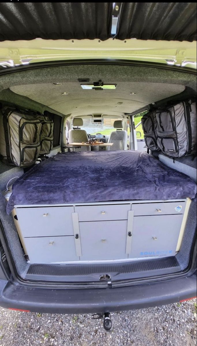 VW Véhicules de camping: T5 4Motion Camper – D'occasion à Jona par audiA6TDI 2