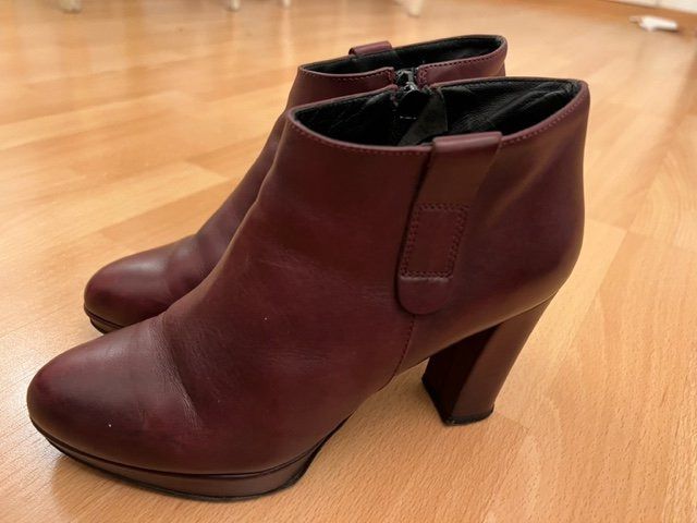 Scarpe da donna: Damen Leder Schuhe Gr.36 – Usato da Wabern venduto da adamovski