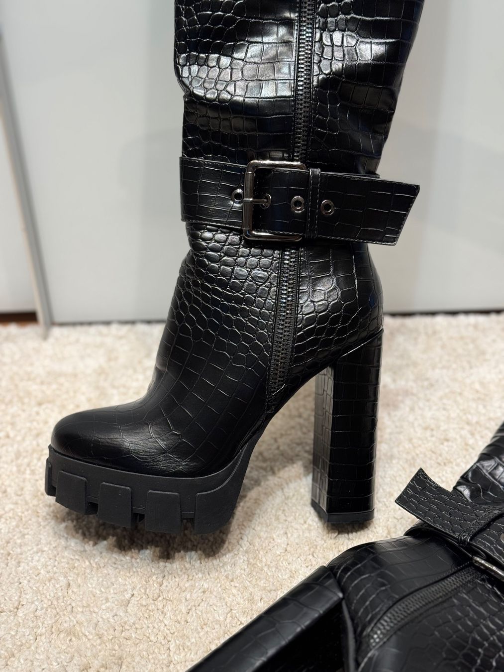 Scarpe da donna: Kniehohe High Heel Stiefel, Gr. 39 – Usato da Oberdiessbach venduto da j_schafi 5
