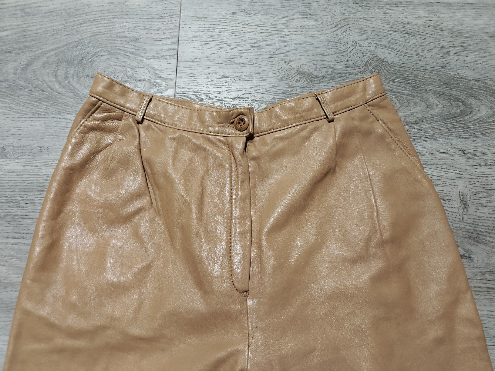Pantaloni: Echtlederhose 40 neu – Nuovo (secondo la descrizione) da Bätterkinden venduto da Elefantenzoo 1