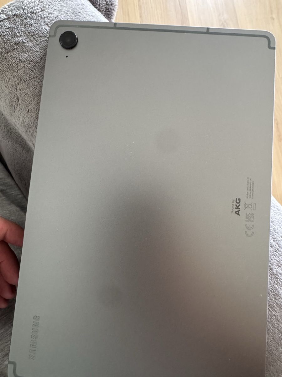 Samsung Tablet PC: Galaxy Tab S9 FE – Neu (gemäss Beschreibung) aus Kriens von M0nk3ZPlayZ