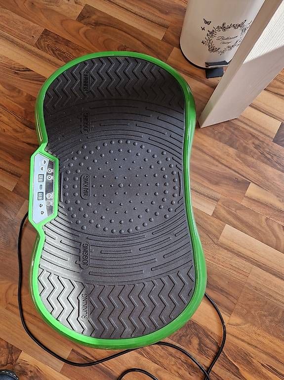 Hometrainer: Shape Vibrationsplatte – Gebraucht aus St. Erhard von mirca99 1