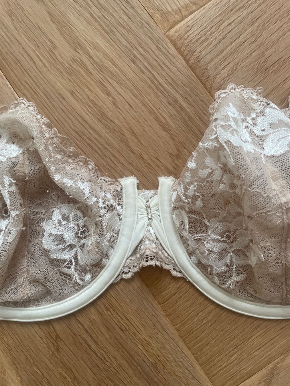 Victoria's Secret Sonstige Unterwäsche: Victorias secret BH – Gebraucht aus Zürich von iva_7658 1