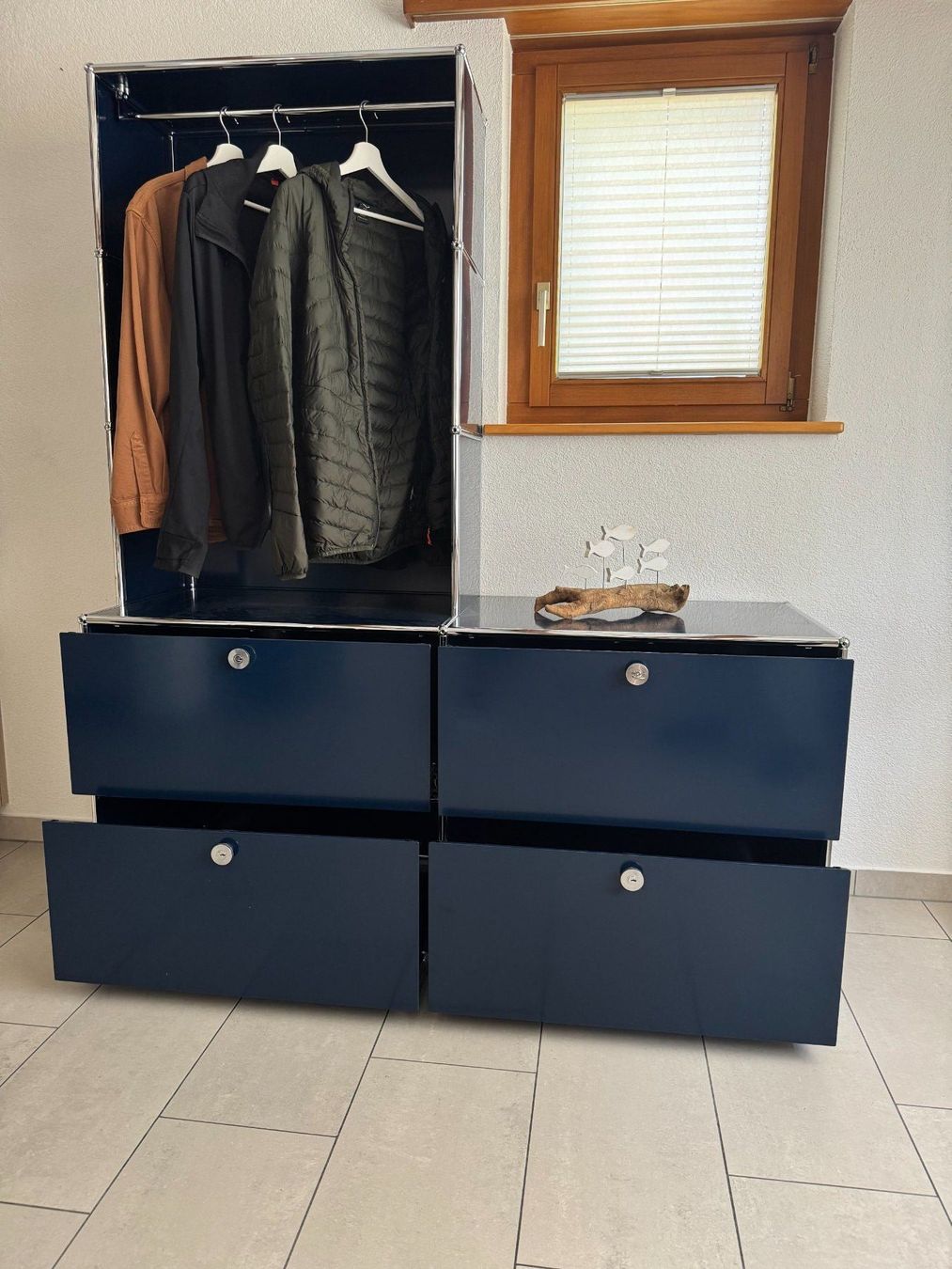 USM Regale: USM - 2 X 2 + 1 X 3 - BLEU NUIT – Gebraucht aus Givisiez von JUJU_1998 1