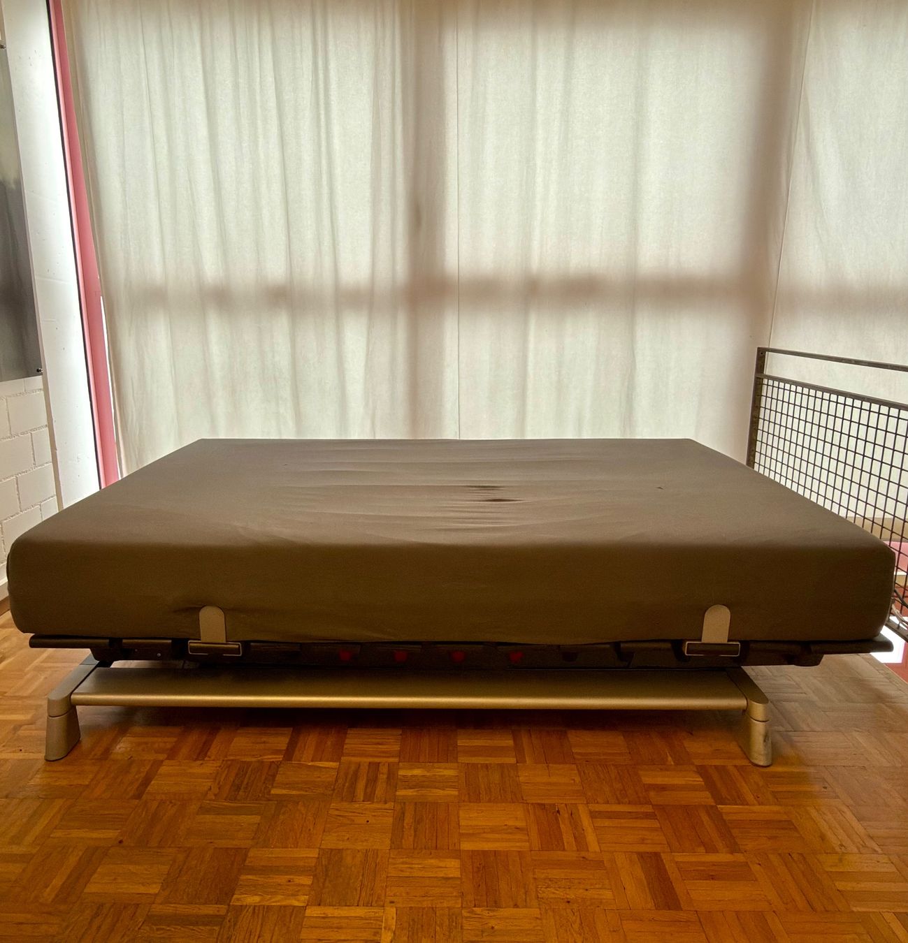 Swissflex Letti: Swissflex Bett 140 x 210 cm – Usato da Arlesheim venduto da auktio999