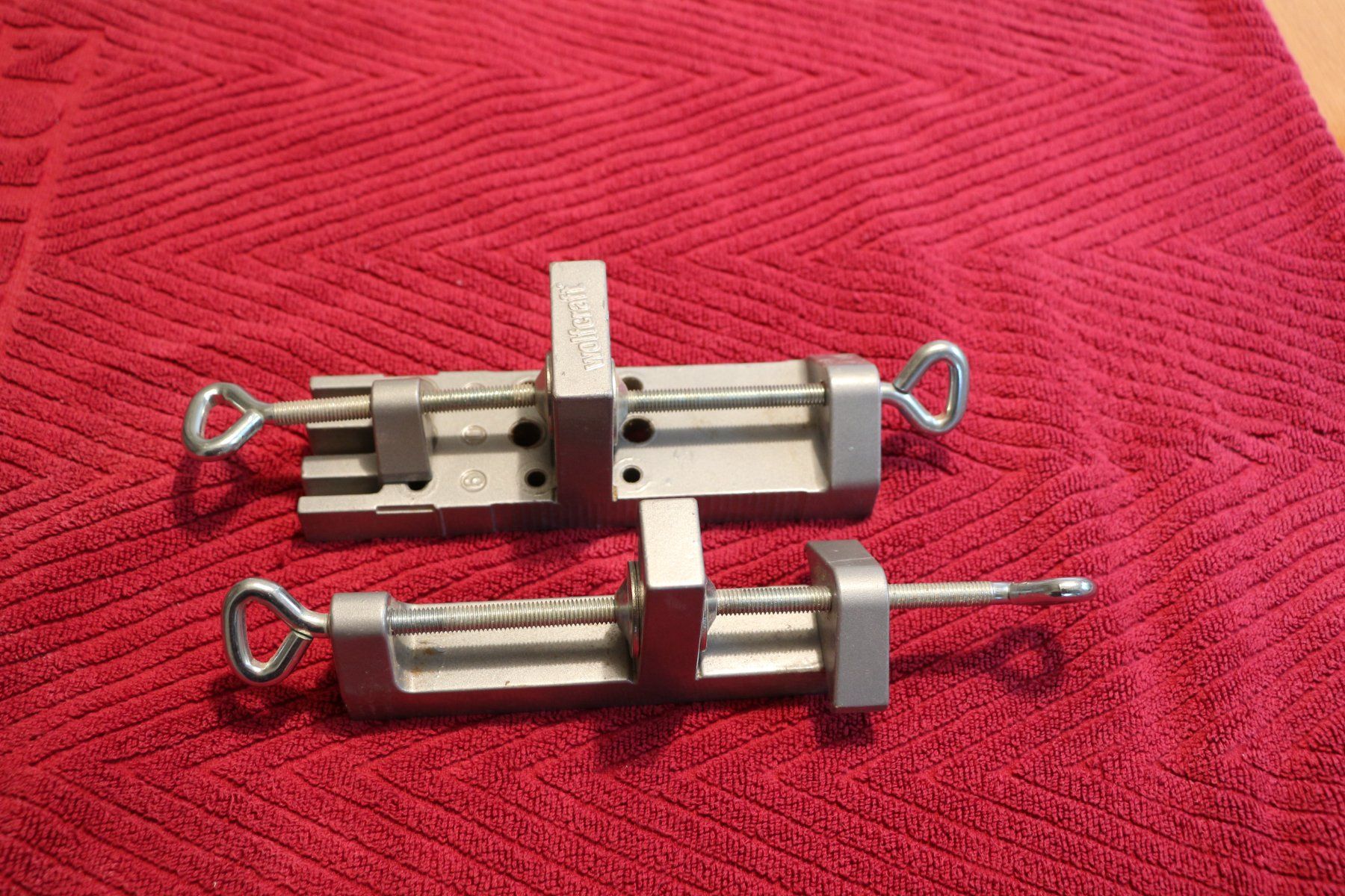 Wolfcraft Tous les outils: Wolfcraft Schnellspanner, Dübelmaster  neuwertig – D'occasion à Ennetbaden par carlo43
