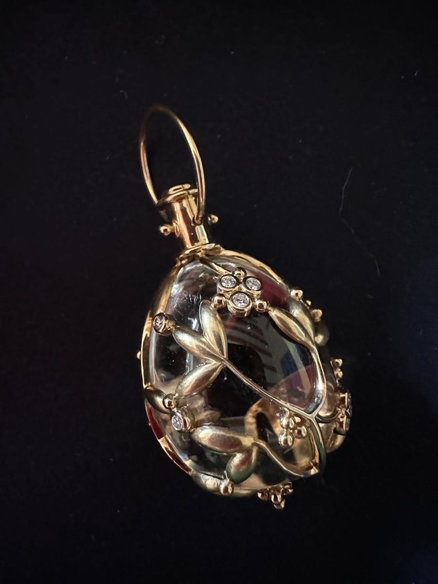 Ciondoli: Temple St. Clare Vine Amulet 18K – Nuovo (secondo la descrizione) da Unterägeri venduto da mar_96hk