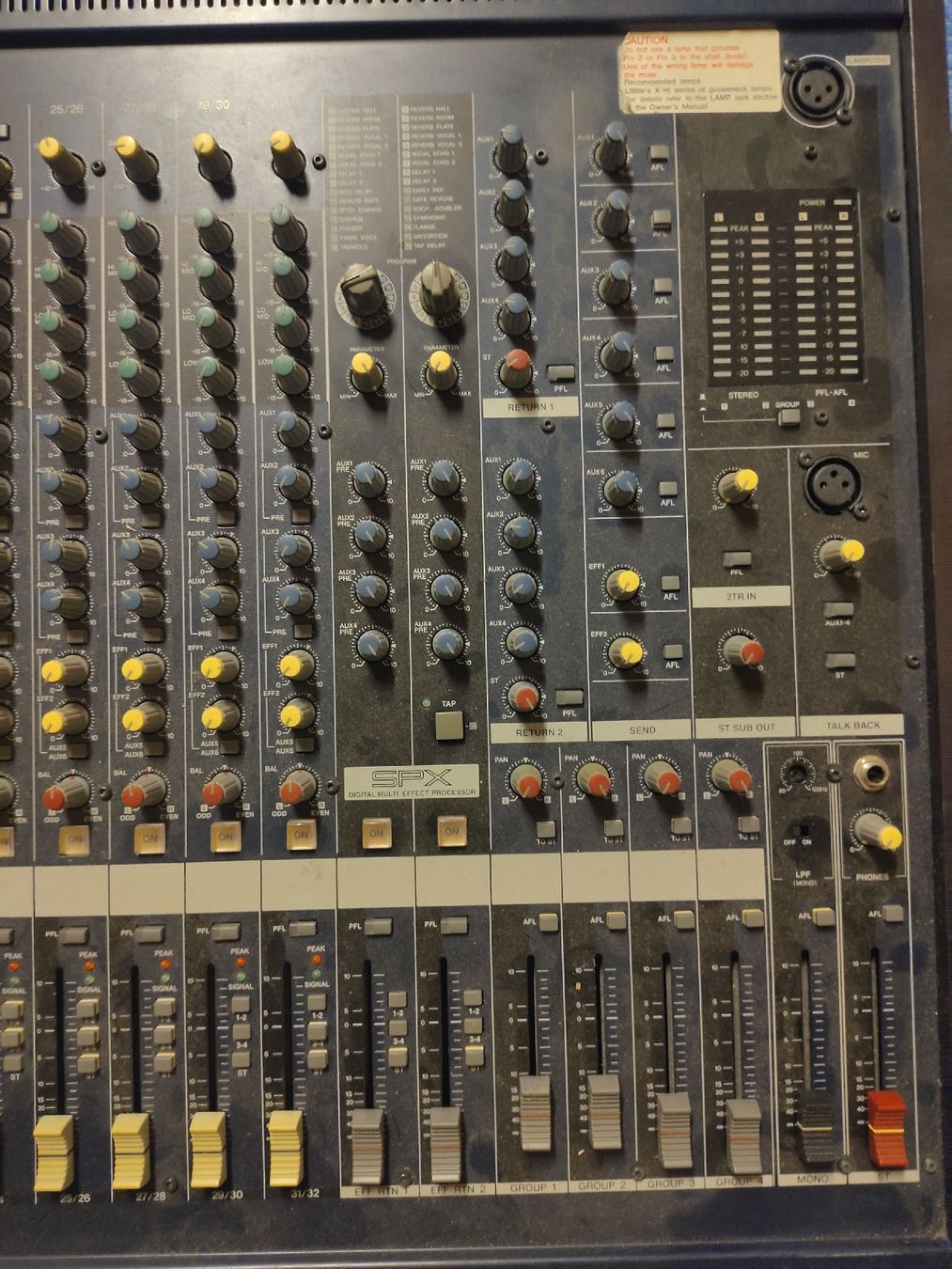Yamaha Console di mixaggio: Yamaha MG32/14fx – Usato da Steinach venduto da Sebiip 2