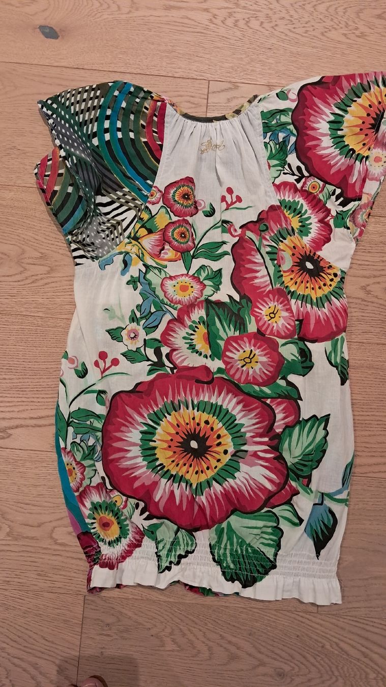 Desigual Top: Desigual Top Gr M  – Nuovo (secondo la descrizione) da Fislisbach venduto da chica_76 1