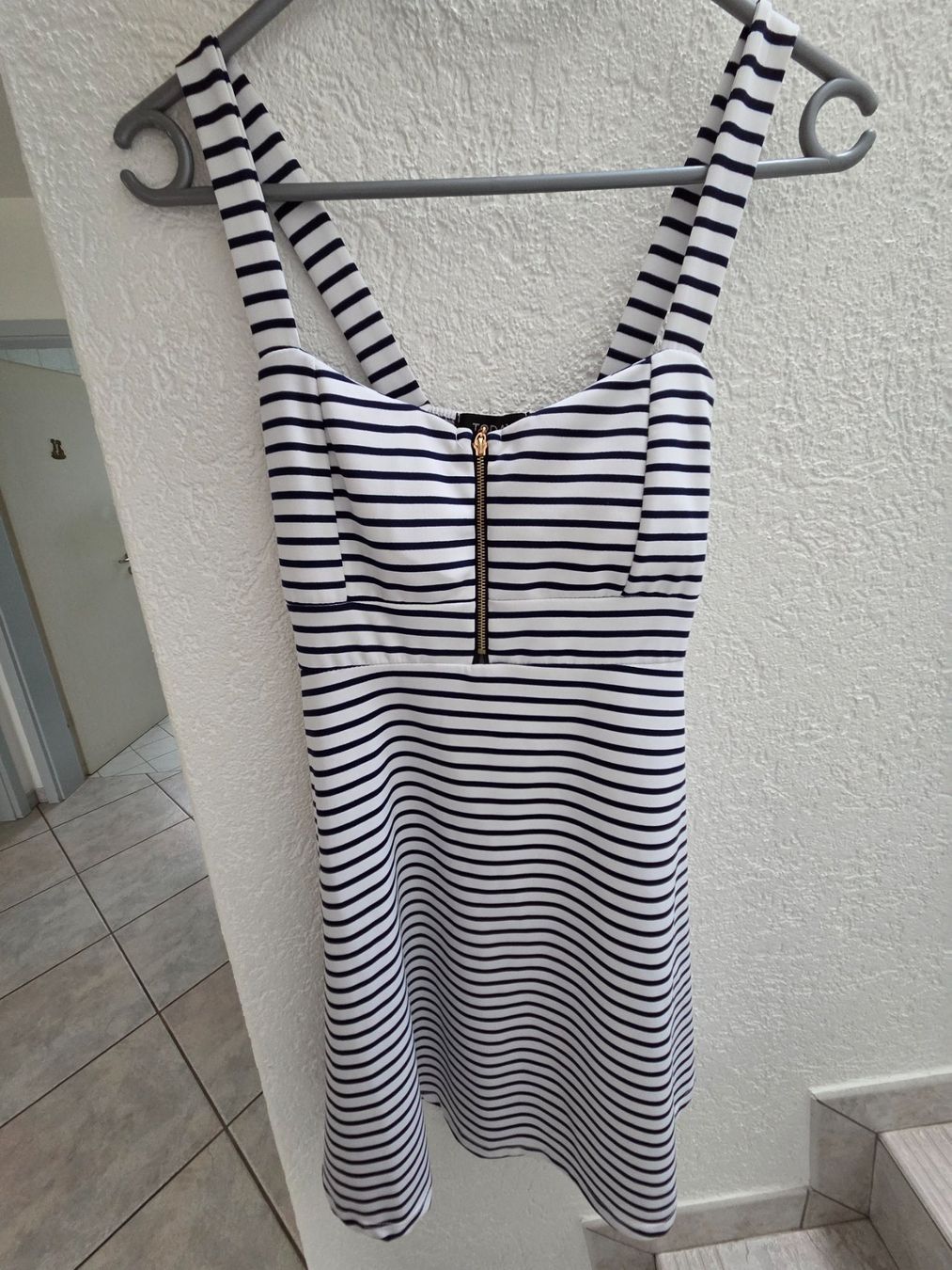 Vestiti: Robe d'été rayée bleu et blanc – Usato da Courroux venduto da Soleilpat47