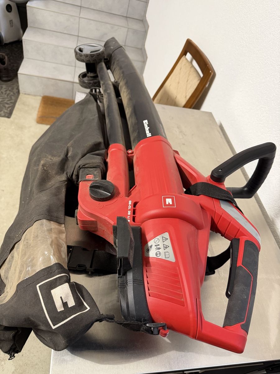 Einhell Soffiatori & Aspiratori per foglie: Akku Laubbläser – Usato da Deitingen venduto da Volvo11480 1