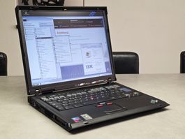 IBM ThinkPad R51 – frisch im originalgetreuen IBM-Zustand