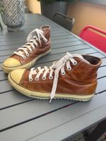 Très jolie paire de basket CONVERSE Cuir
