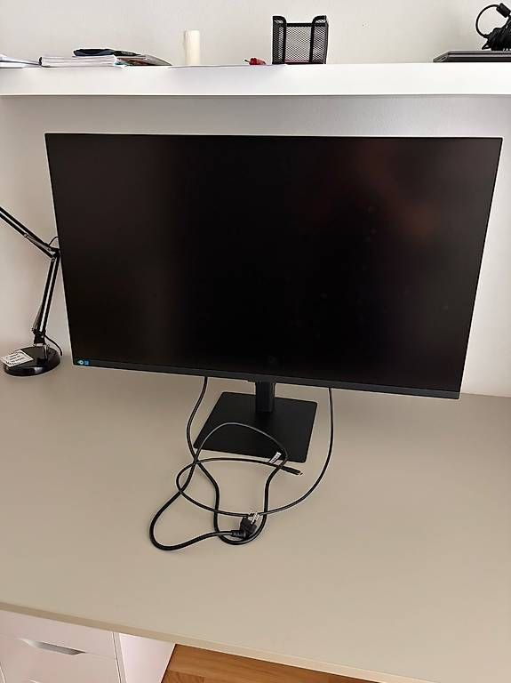 Monitor: Samsung Viewfinity S8 - S80UD 3840 x 2160 Pixel, 37" – Usato da Stettlen venduto da ann_7gb9