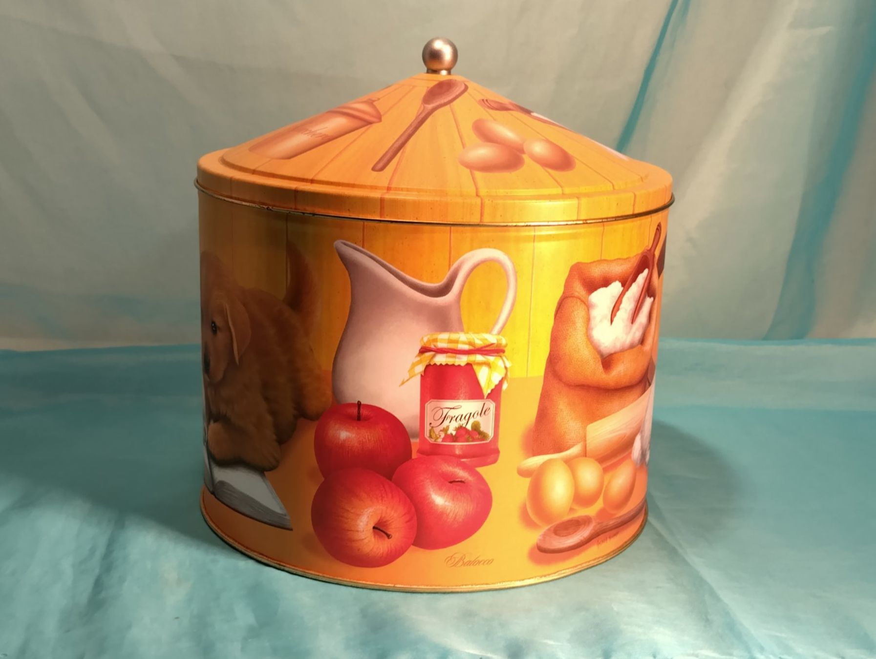 Altro in Decorazioni & Accessori: Blechbüchse, Panettone, Hund, Kaninchen – Usato da Bellach venduto da JingleCherry 2