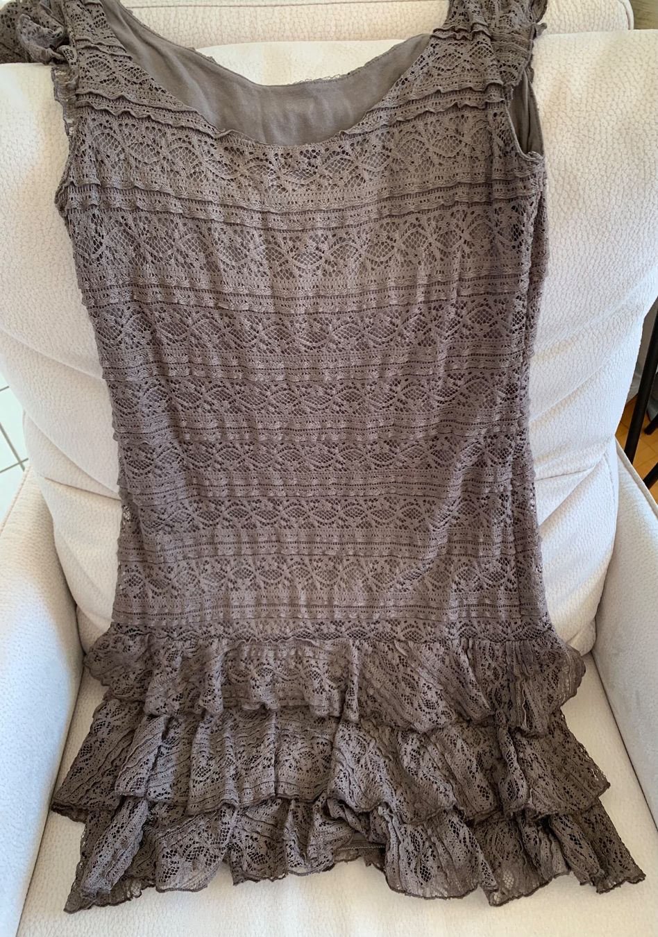 Vestiti: Robe 👗 d’été taille M – Usato da Prilly venduto da Sissi_1009 2