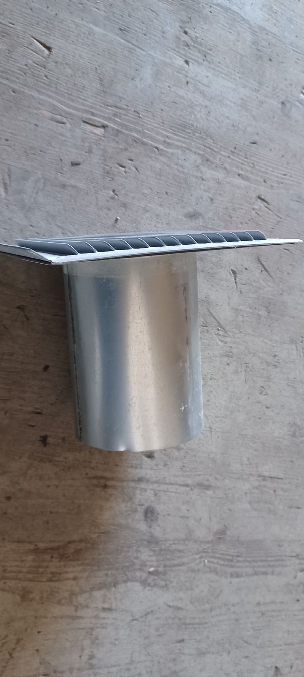 Cheminée: Abzugsgitter 23cm × 23 cm – Gebraucht aus Zihlschlacht von archenoah01 1