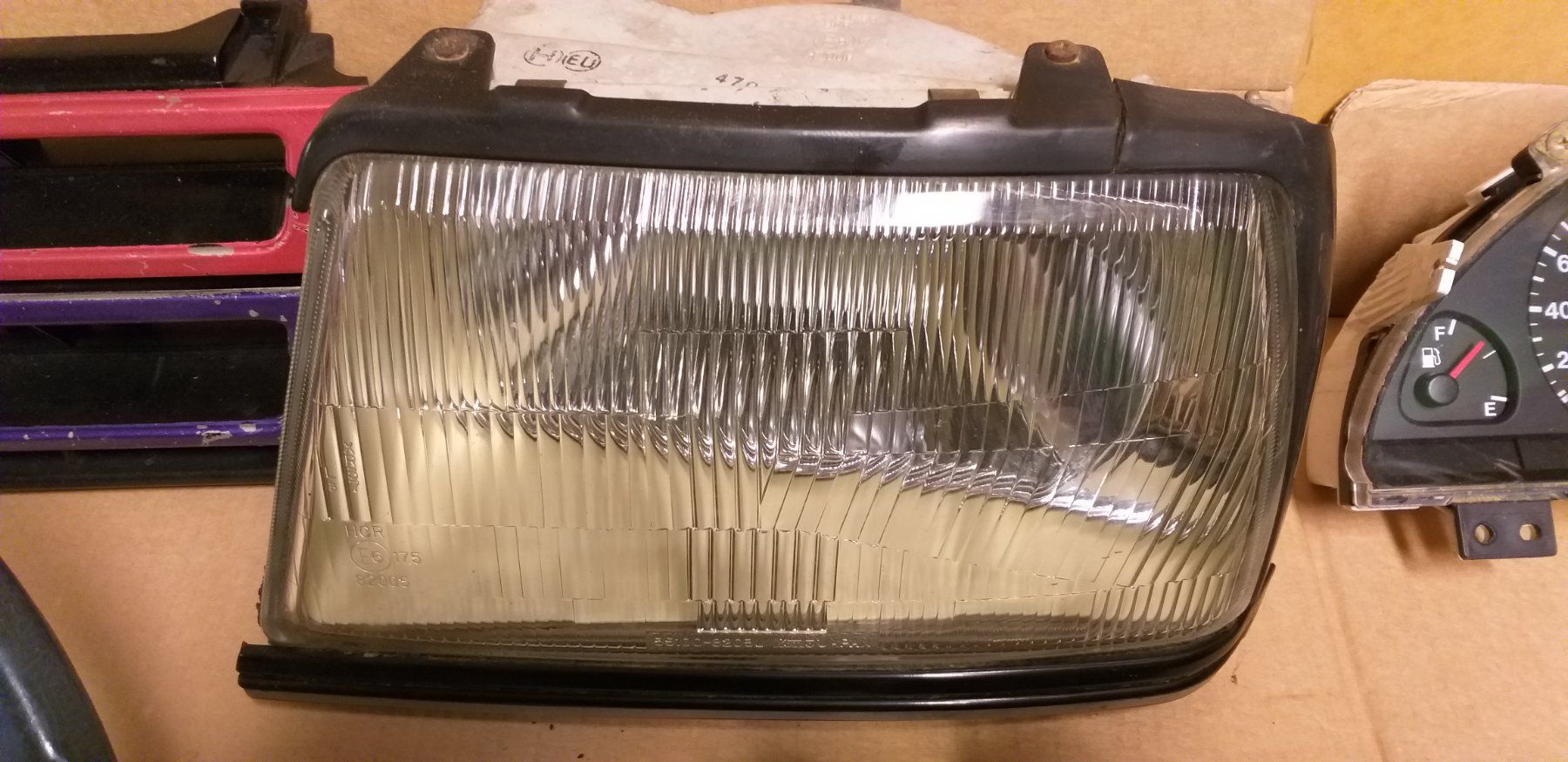 Suzuki Tutti pezzi di ricambio auto: SUZUKI SWIFT   OLDTIMER  DIVERSES PIECES  /  DIV. TEILE – Usato da cortébert venduto da rlv 4