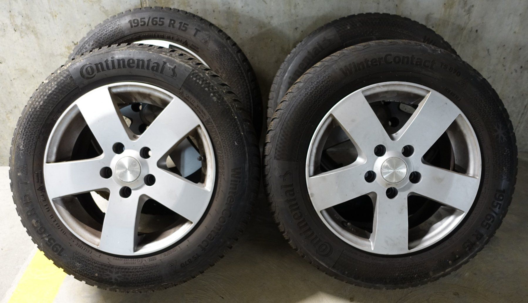 Gamaparts Pneumatici & Ruote complete: Winterkompletträder VW Golf VI – Usato da Zürich venduto da Makemake