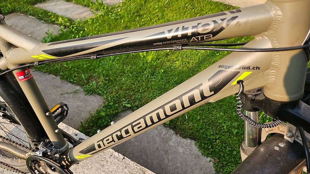 gebrauchtes fully mountainbike Haibike AllMtn 3 E-Mountainbike Gebraucht | Generalüberholt Contec Fahrradsattel CT SATTEL _tab1_fabric-care-12 Botschaft:Love you + Herzen
