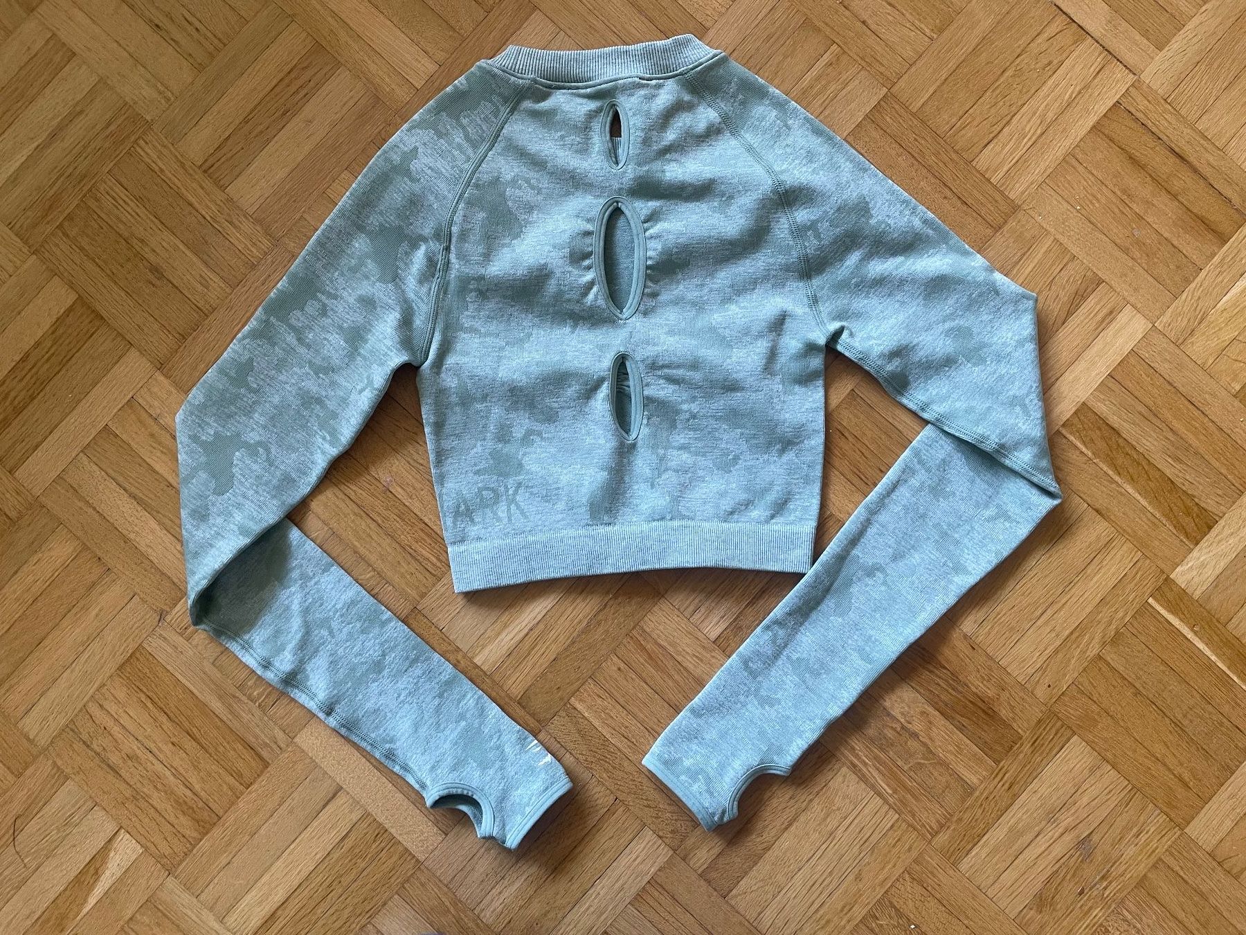 Lotti di vestiti: Gymshark Camo Seamless Set – Nuovo (secondo la descrizione) da Zürich venduto da N.Tisch 1