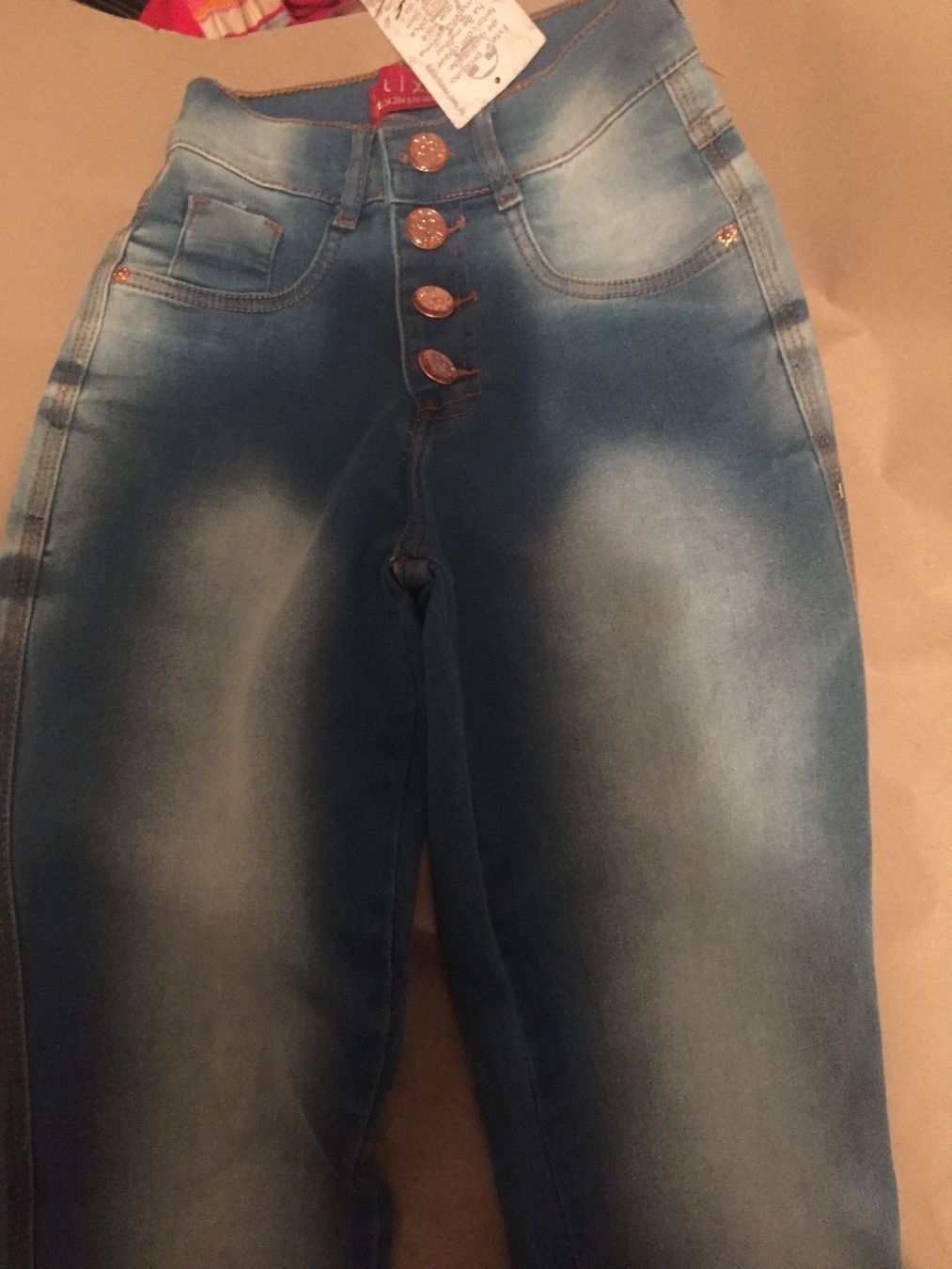 Jeans: Brasilianische Elastische hochgesch.Hose – Nuovo e nell'imballaggio originale da Zell  ZH venduto da maria0100