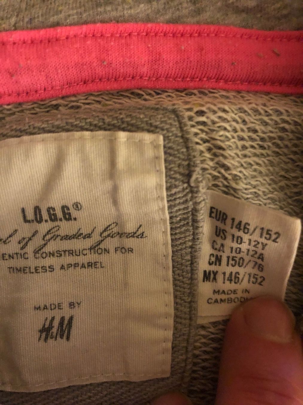 H&M Maglioni & Felpe: H&M KAPUZENPULLOVER 146/152 grau – Usato da Wattwil venduto da jopara 1