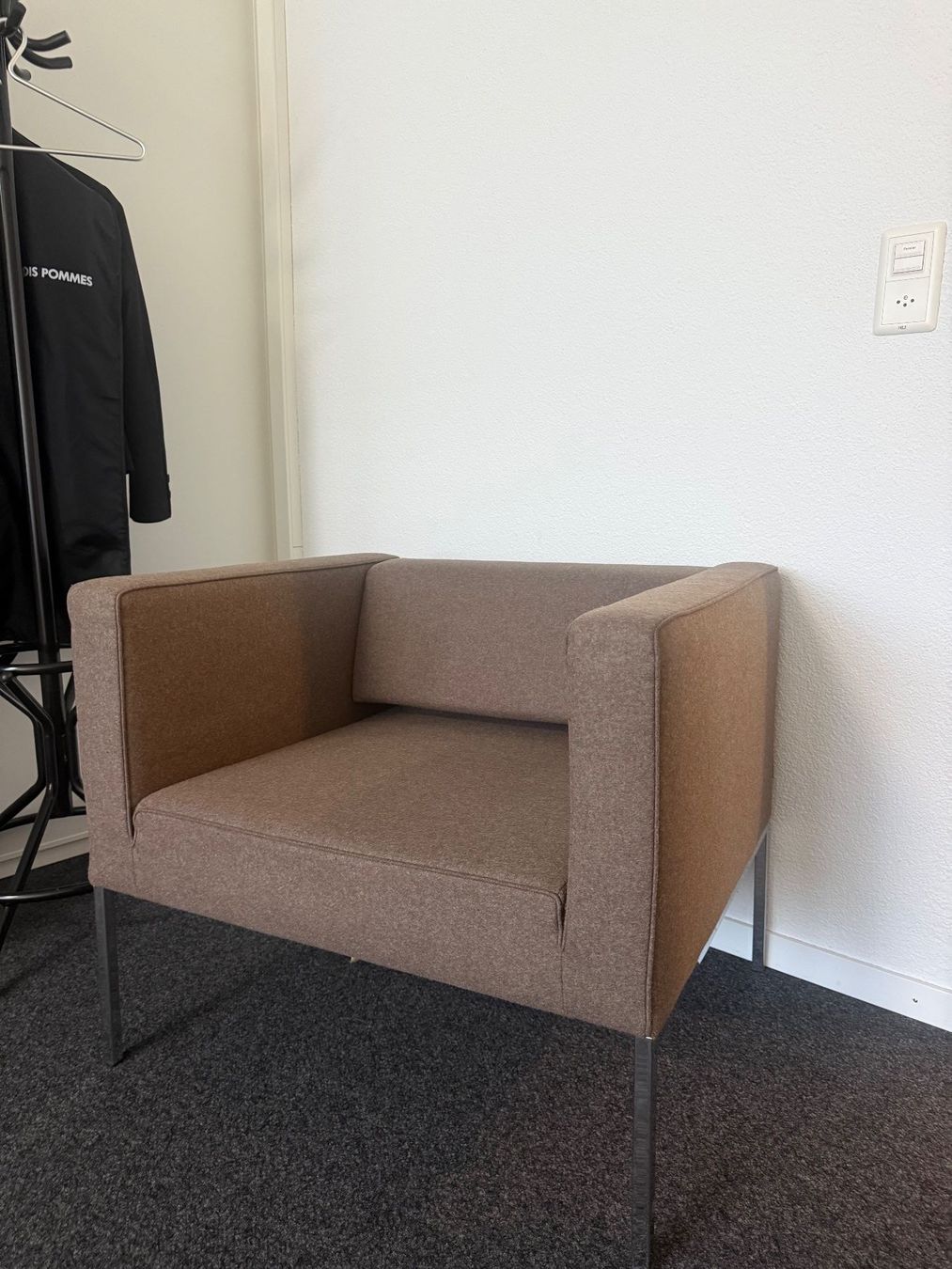 Züco Sessel: Sessel (braun) - gratis – Gebraucht aus Zürich von off_7ktg 1