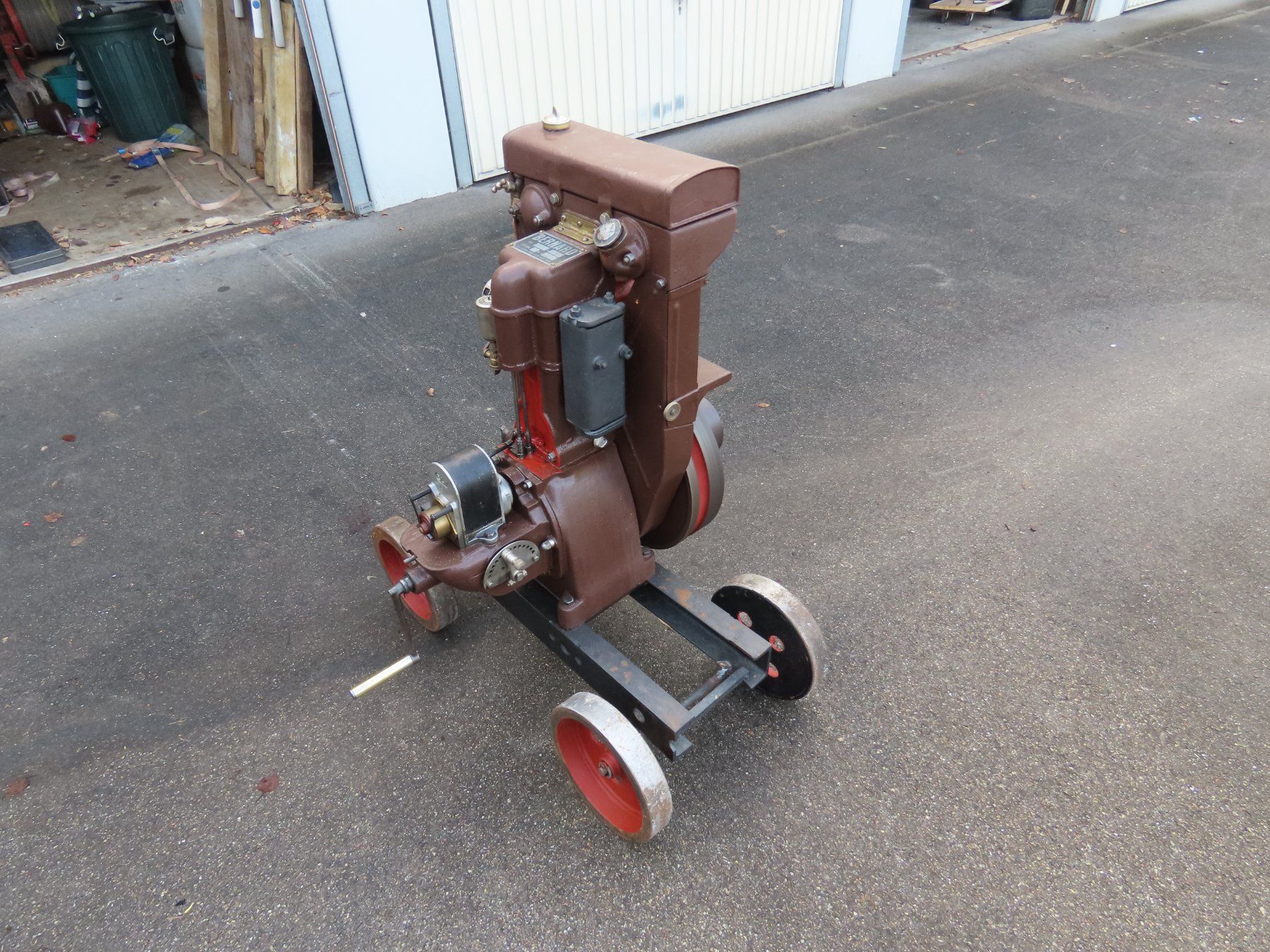 Motori: Stationärmotor W1 Bernard – Usato da Kradolf venduto da Schraube8
