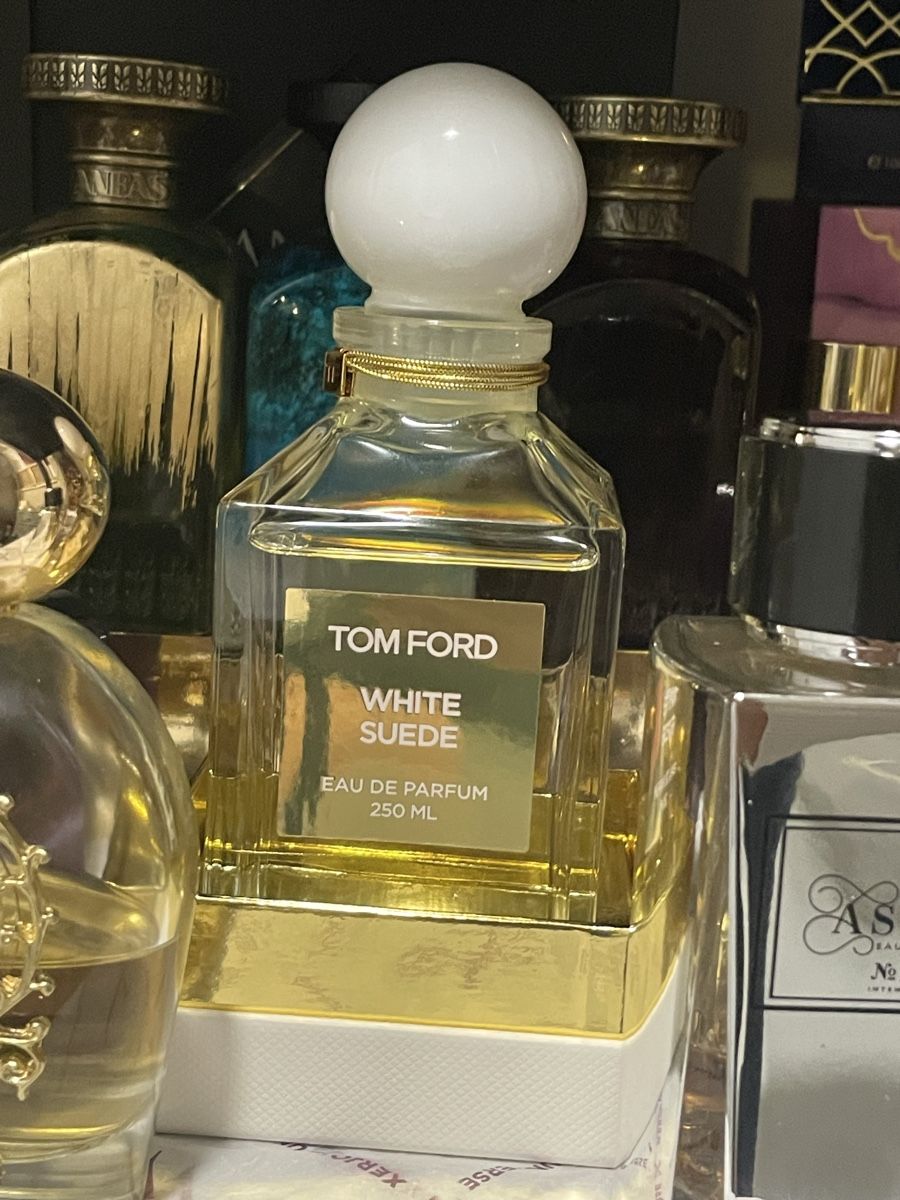 Tom Ford Profumi & Eau de Toilette: Tom Ford WHITE SUEDE 2 ml Abfüllung – Usato da Reinach BL venduto da basilisk2803