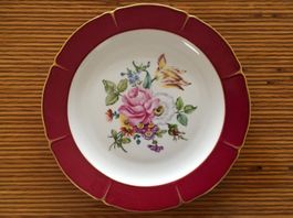 Langenthaler Schmuckteller handbemalt mit Rosenbouquet 1956