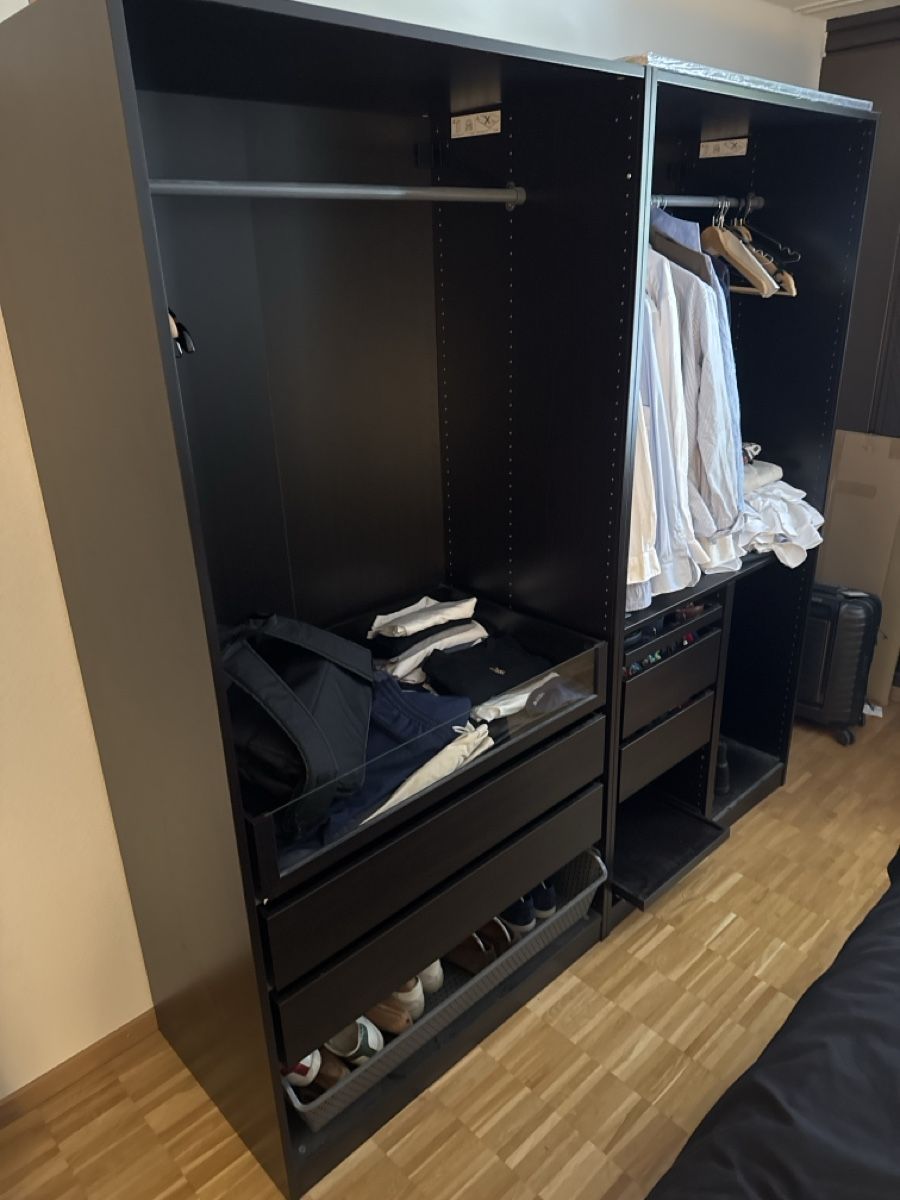 Ikea Porte manteau: Urgent sell wardrobe – D'occasion à Zürich par fml_7j8n 2