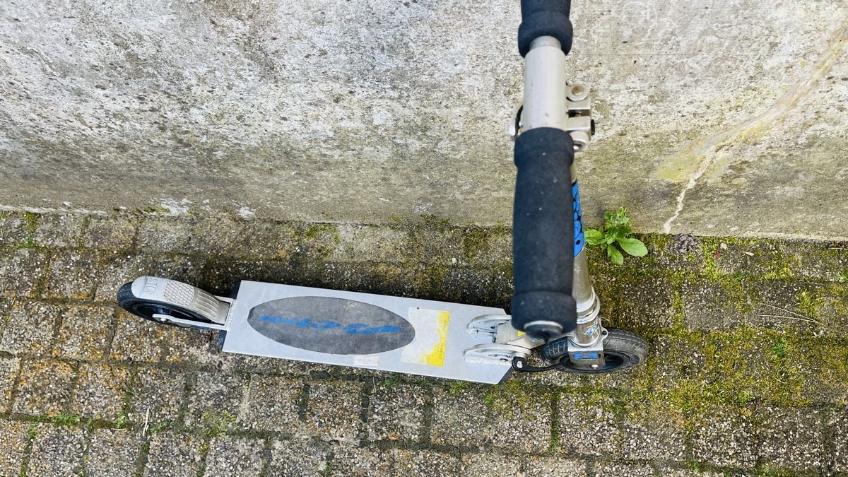 Kickboard: Kinderroller Action von Globber, Alu – Usato da Schönenbuch venduto da hug_f2ny 1