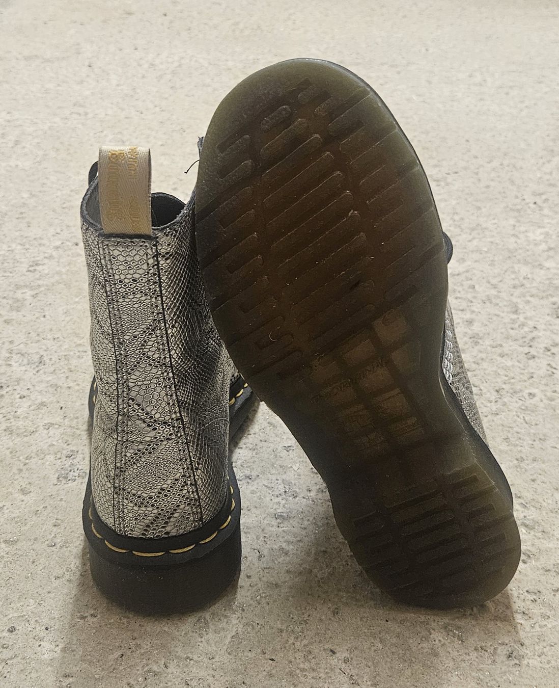 Dr. Martens Scarpe da donna: Dr. Martens boots – Usato da Nyon venduto da son_7df9 3