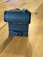 Reddot Aimpoint Micro T-1 2 MOA inkl. Riser für Pica.