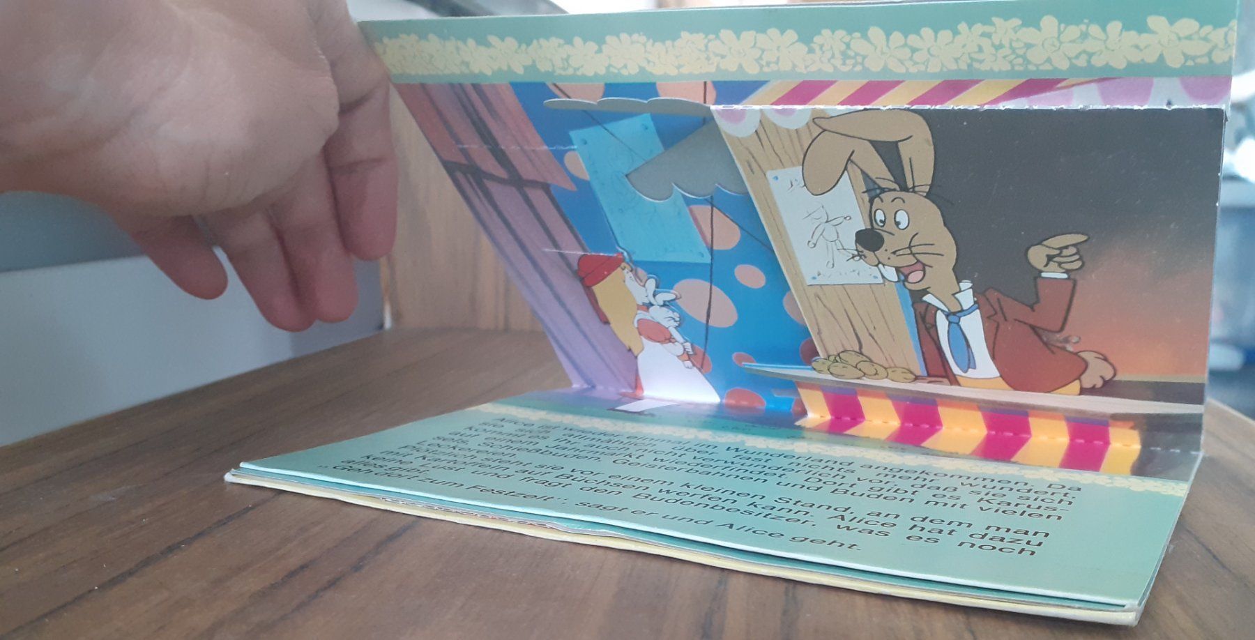 Libri: Alice im Wunderland 1983 - 3D – Usato da Mörschwil venduto da lindaswunderkiste 2