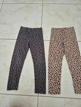 2 Leggings H&M Leo Muster Grösse 110